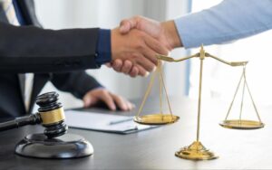 Why Choosing a Local Attorney in Greenville, SC Matters for Your Case